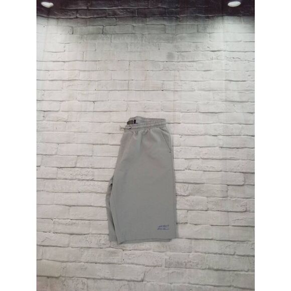 Eddie Bauer - Picture 2 of 4